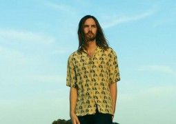 Tame Impala presenta Lost In Yesterday