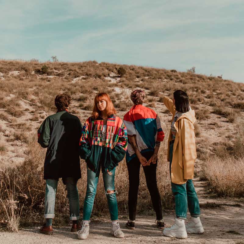 Ginebras anuncian su primer disco