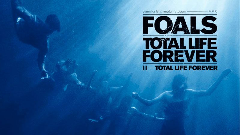 Foals celebran el décimo aniversario de Total Life Forever
