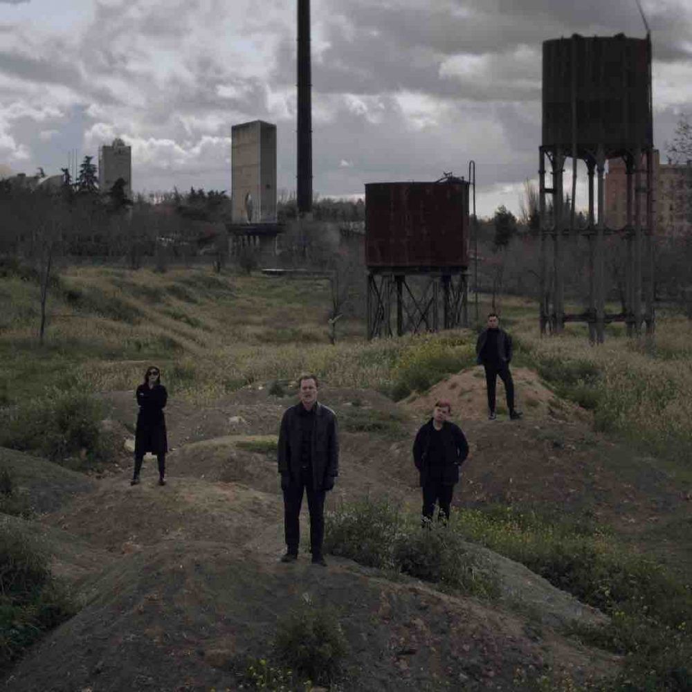 somos herencia cuero rojo