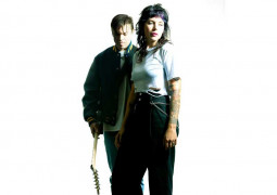 Sleigh Bells Texis