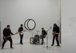 viva belgrado Paralelos/Meridianos