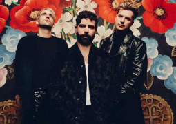 Foals Wake Me Up