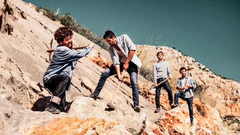 Caminitos del deseo Manos de Topo