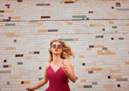 Kitty Solaris Go with the Flow