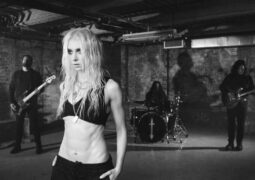 The Pretty Reckless - "For I Am Death"