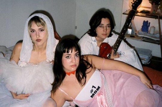 Aiko el grupo modo sigilo