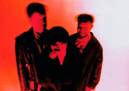 Triángulo de Amor Bizarro Sacrificio