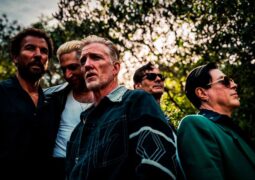 Queens of the Stone Age Easy Street