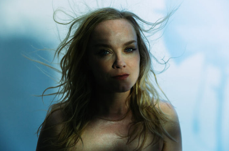 Ane Brun - "Hold Me"