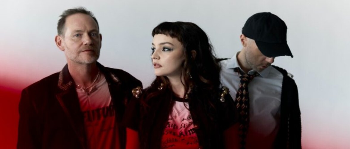 Chvrches Roses