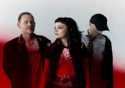 Chvrches Roses